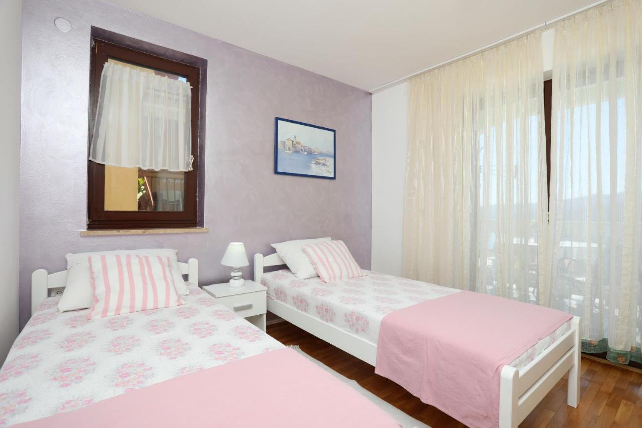 Greenhouse Family Apartments Rabac Exterior foto